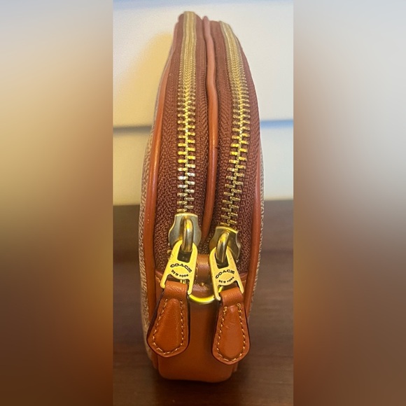 Sold - Picture 5 of 7